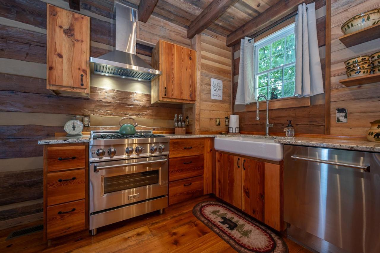 Russell'S Fort At White Oak Point: Historical Cabin On Lake Lure, Luxury, Direct Lake Access! Vila Exterior foto