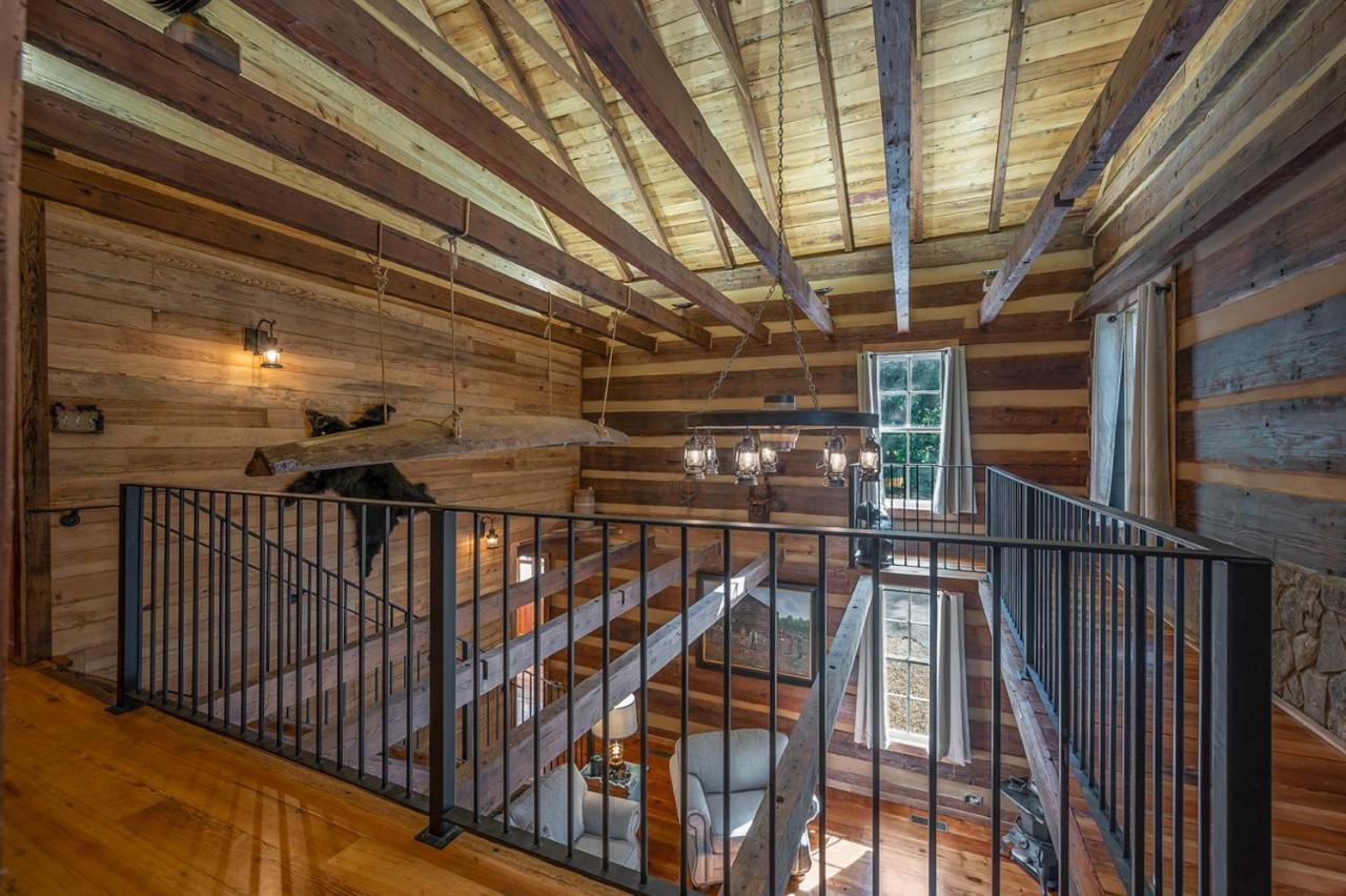 Russell'S Fort At White Oak Point: Historical Cabin On Lake Lure, Luxury, Direct Lake Access! Vila Exterior foto