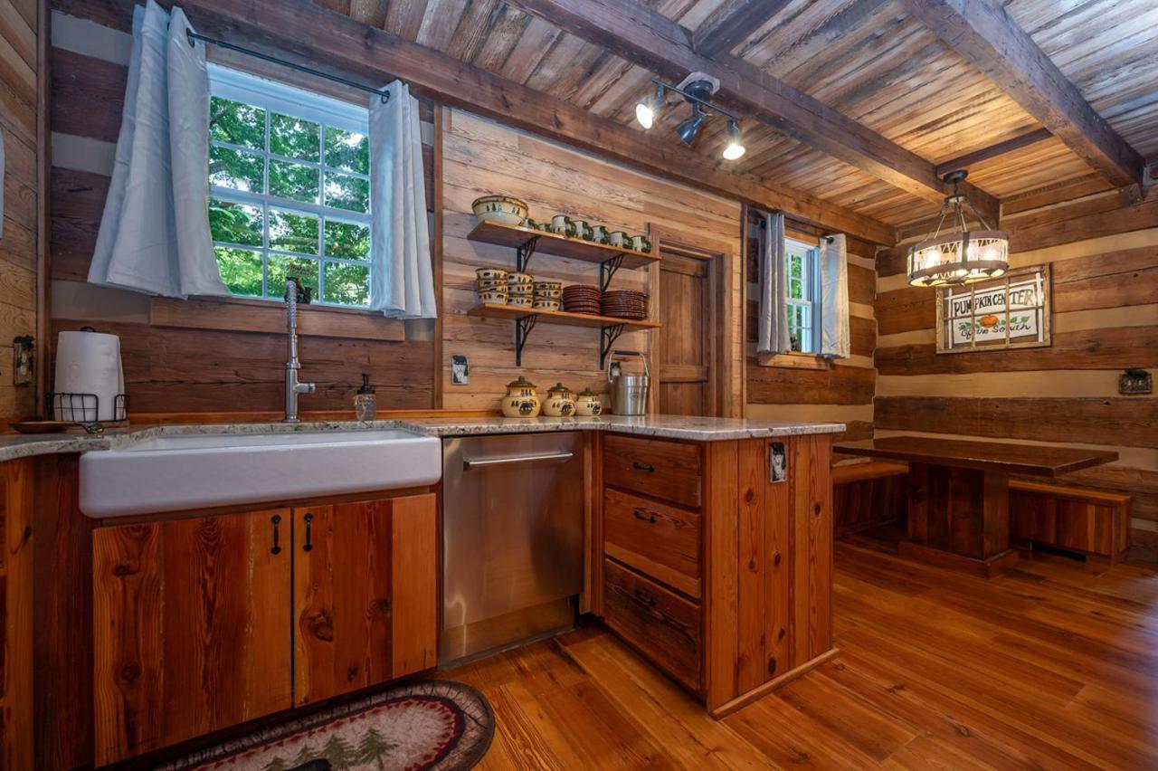 Russell'S Fort At White Oak Point: Historical Cabin On Lake Lure, Luxury, Direct Lake Access! Vila Exterior foto