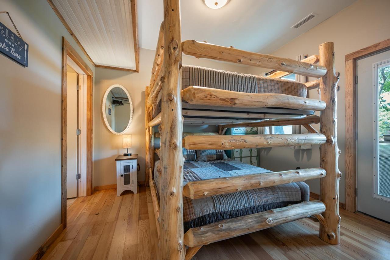 Russell'S Fort At White Oak Point: Historical Cabin On Lake Lure, Luxury, Direct Lake Access! Vila Exterior foto