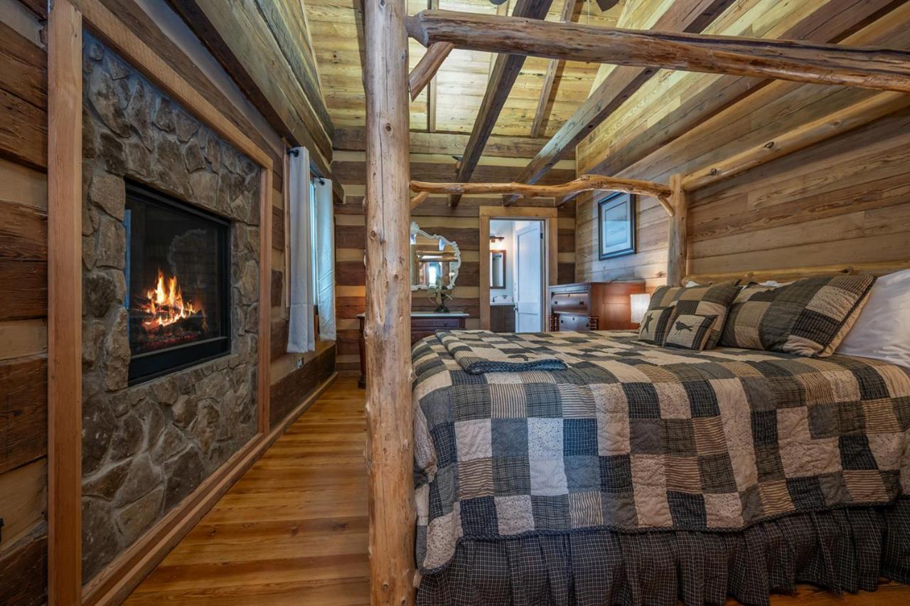 Russell'S Fort At White Oak Point: Historical Cabin On Lake Lure, Luxury, Direct Lake Access! Vila Exterior foto
