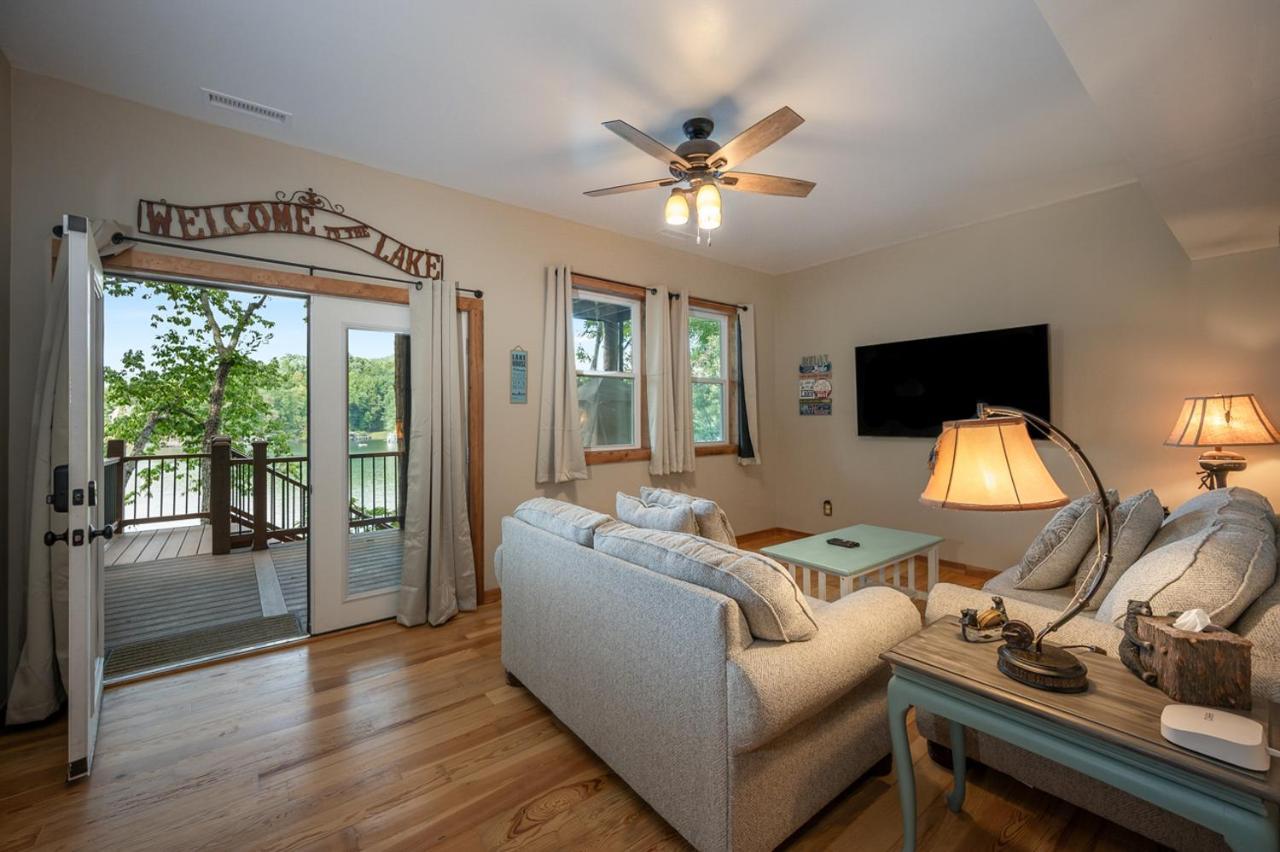 Russell'S Fort At White Oak Point: Historical Cabin On Lake Lure, Luxury, Direct Lake Access! Vila Exterior foto